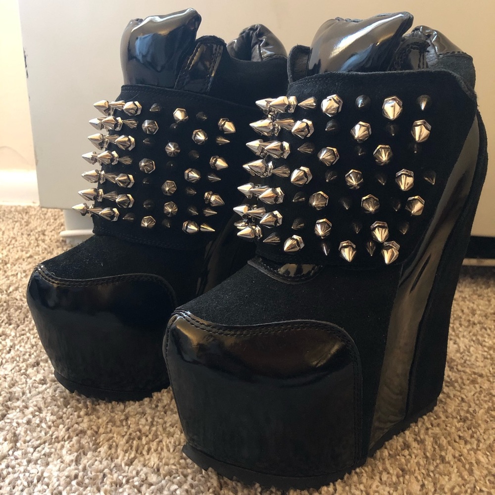 Jeffrey Campbell Spiked Wedges Size 8